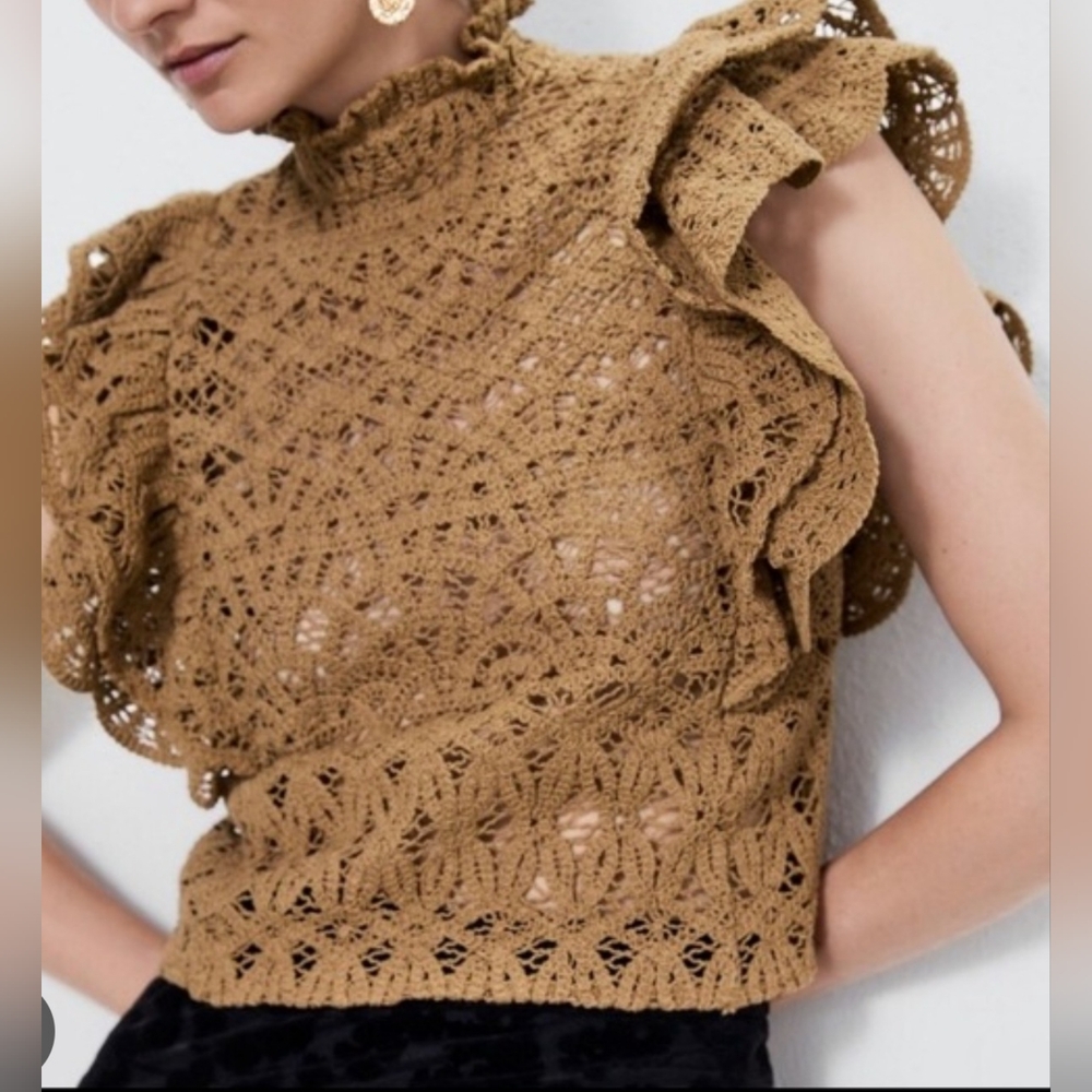 NWT ZARA Sweater || Large - Picture 2 of 2